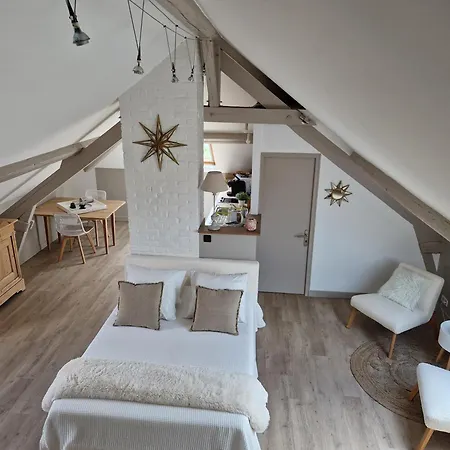 Des Enfants Apartment